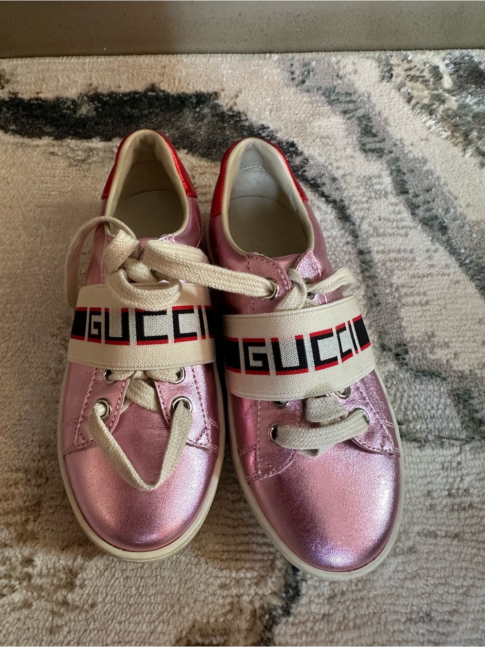 Gucci Kids Metallic Pink Logo Strap Sneakers